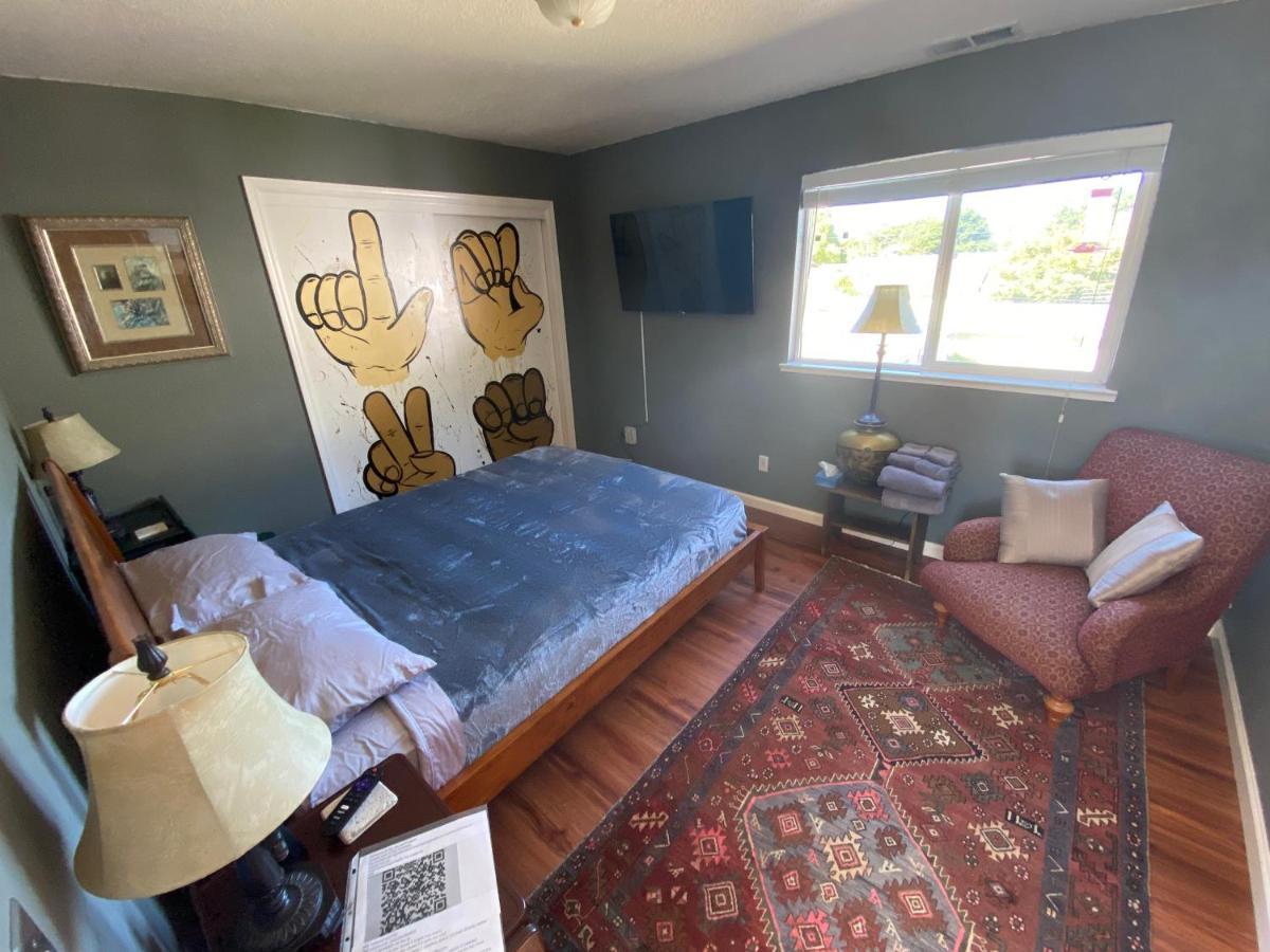 My Big Art Project Bed and Breakfast Santa Rosa Eksteriør billede